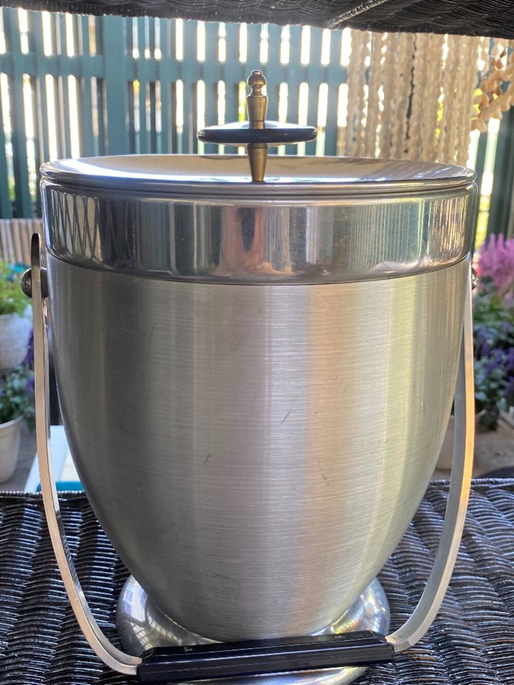 Large beautiful vintage aluminum mid-century Kromex Atomic Ice Bucket